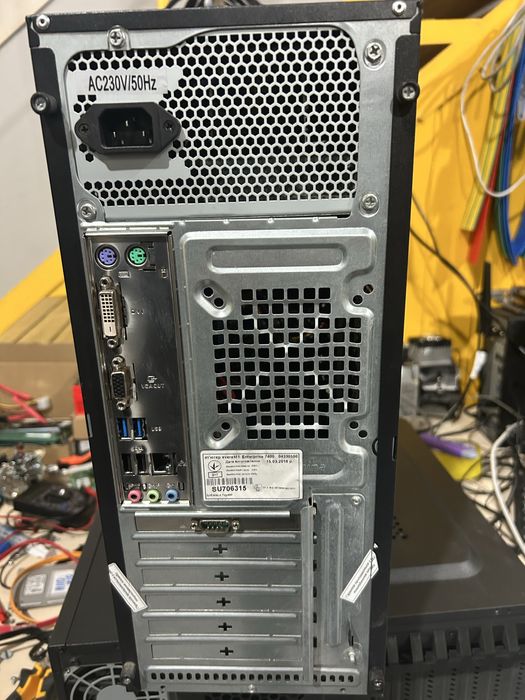 системний блок	Asus H81M-R