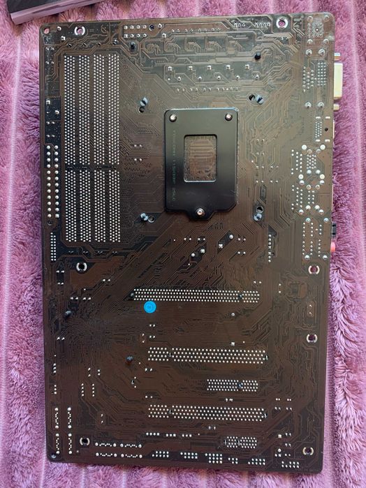 ASRock B75 Pro3 с Intel i3-3220