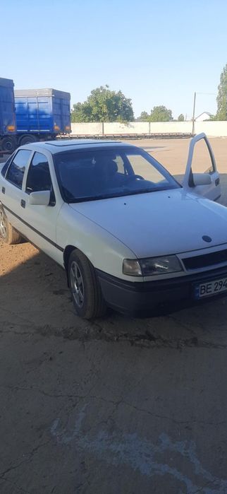 Продам Opel Vektra A