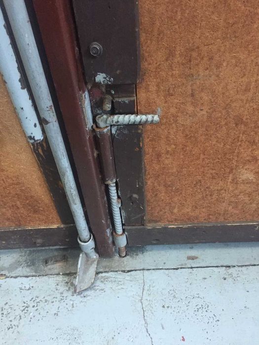 Sprzedam Drzwi garażowe