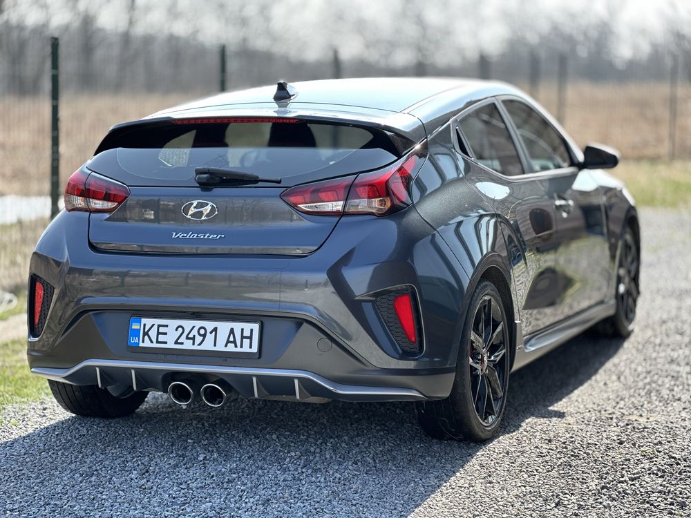 Hyundai Veloster Turbo R-Spec 2019 1.6L