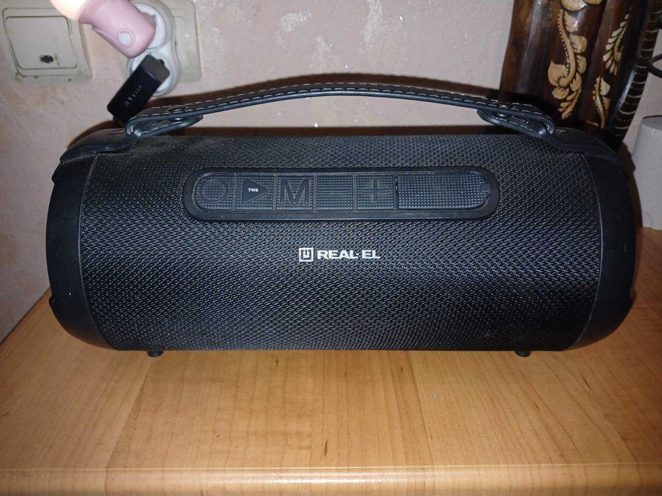 Продам колонку Real EL X-709