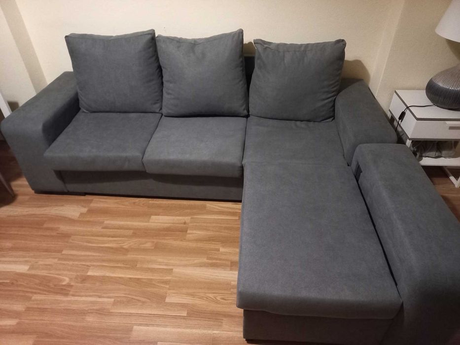 Sofá com chaise long reversível NOVO