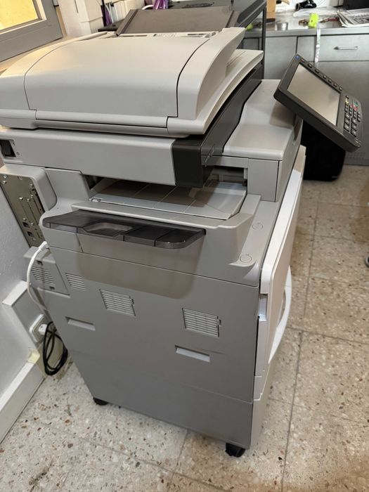 Impressora multi funções escritõrio Office Ricoh Aficio MP C300SR A4