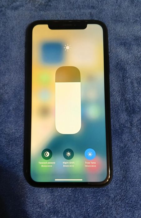 iPhone XR  256 gb на 2 сім карти