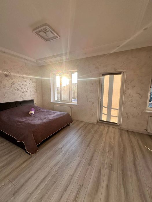 Сучасний будинок для сім'ї