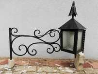 Lampa kinkiet zewnętrzny kuty