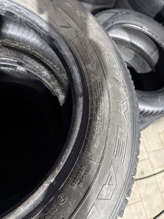 Шини резина 215/65/16с r16c Goodyear пара зимні