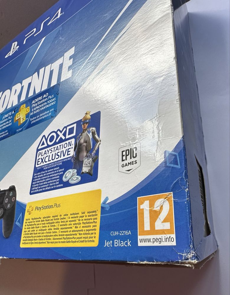 PS4 Completa 2 Comandos e God Of War