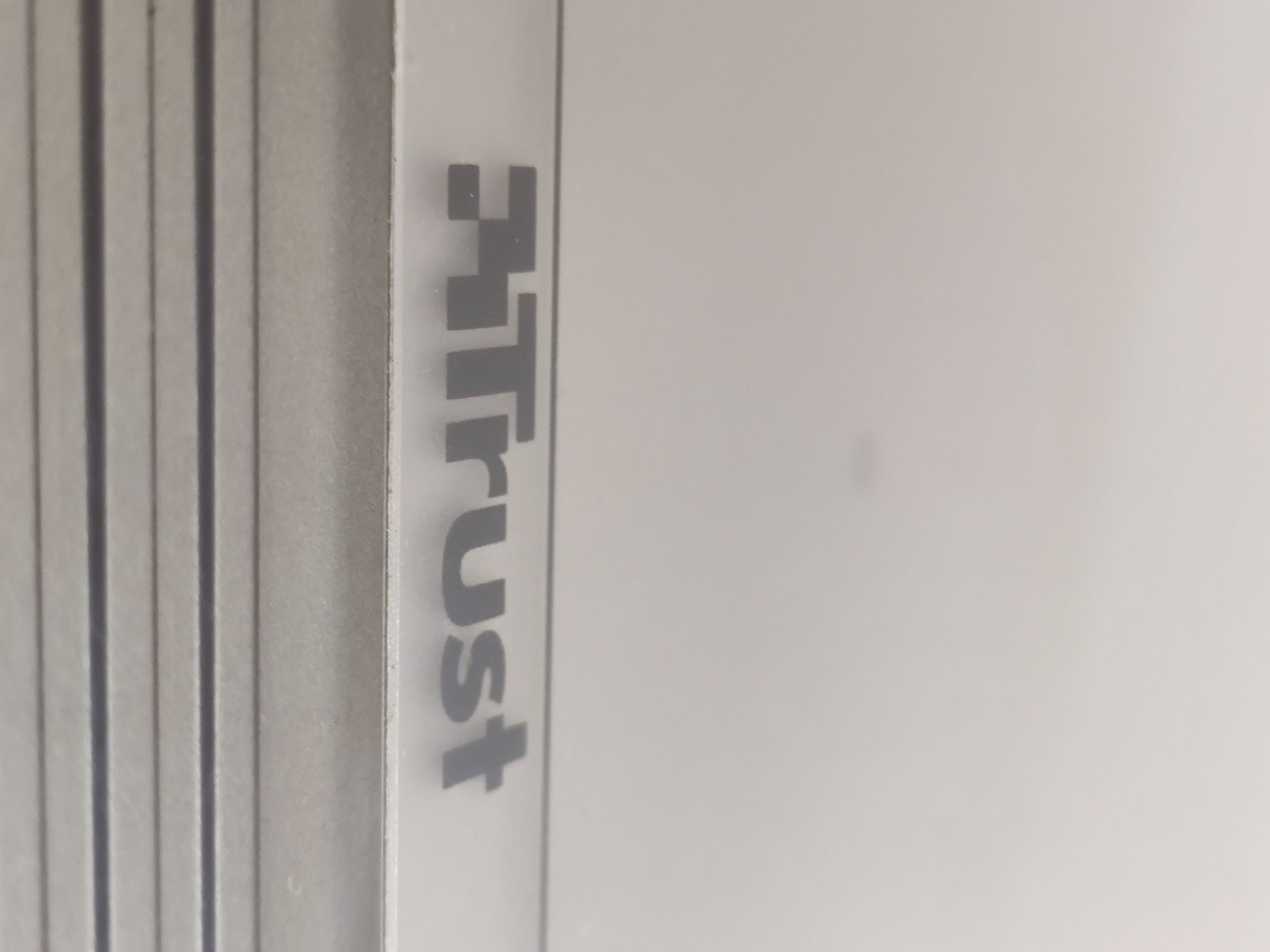 Trust TB-4200 Wireless Scroll Tablet Mesa digitalizadora