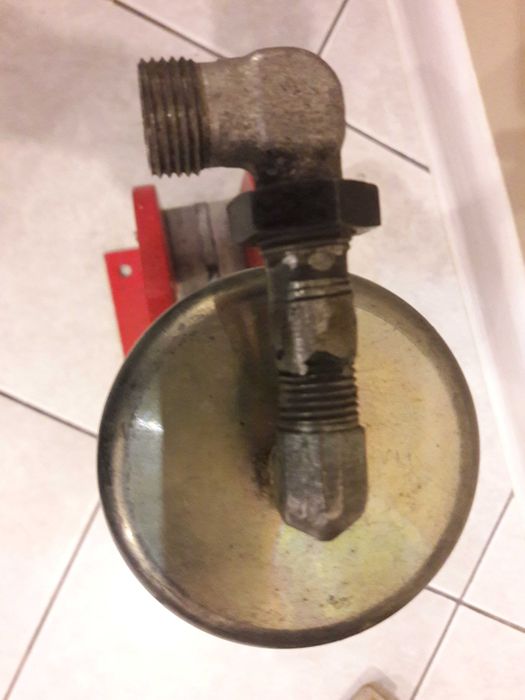 przecinarka, gilotyna hydrauliczna do metalu, koszt nowej ok.1200 euro