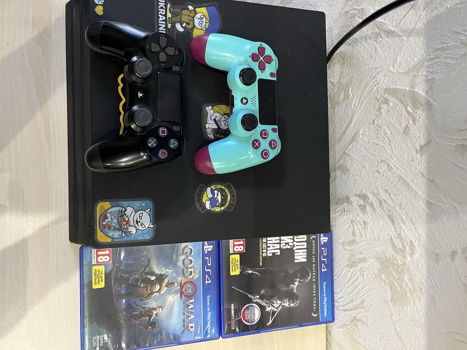 Sony Playstation 4 pro 1tb+телевизор