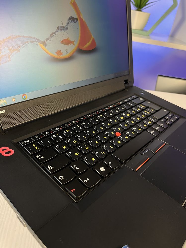 Ноутбук Lenovo ThinkPad E15, Core i3