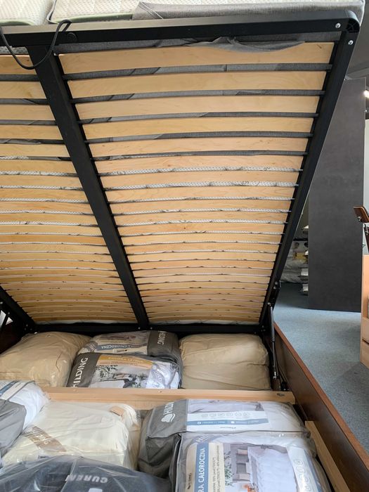 Łóżko Drewmax LK192 BOX bukowe z pojemnikiem 160x200 - Ekspozycyjne