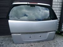 klapa opel zafira b