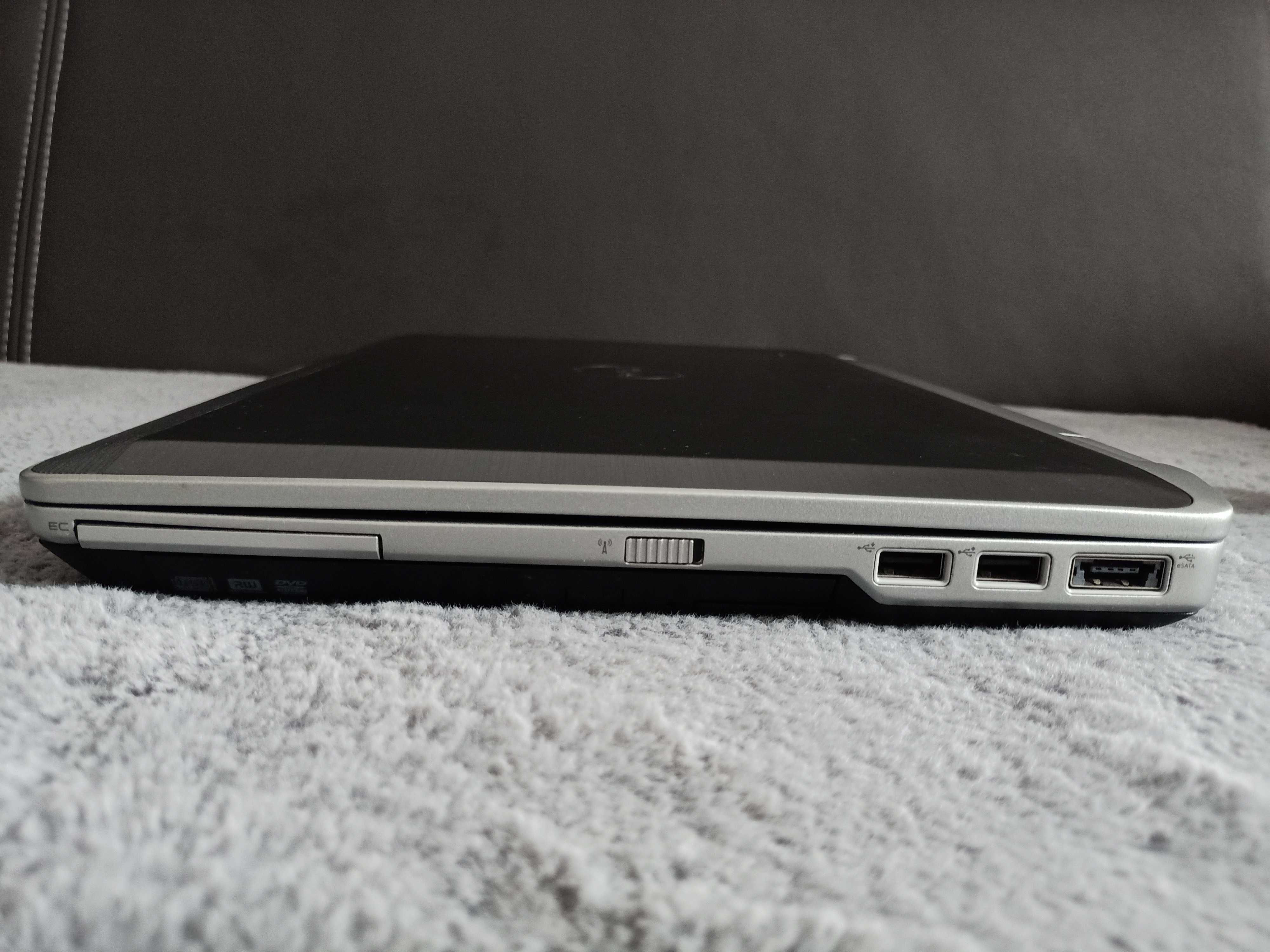 Komputer dell czarny windows 10