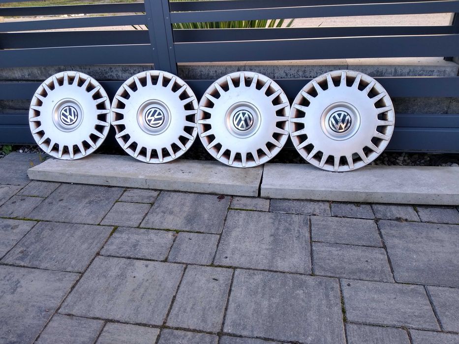 Kołpaki WV  15. volkswagen golf bora passat itp.