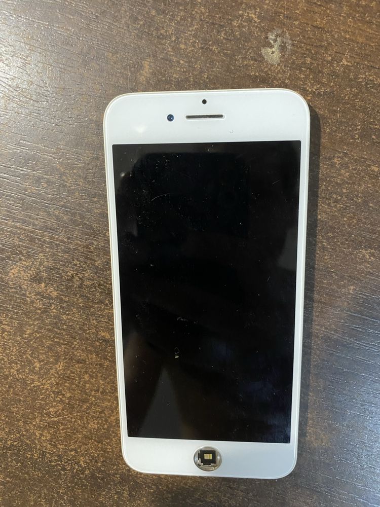 Дисплей iphone 8 , se 2020