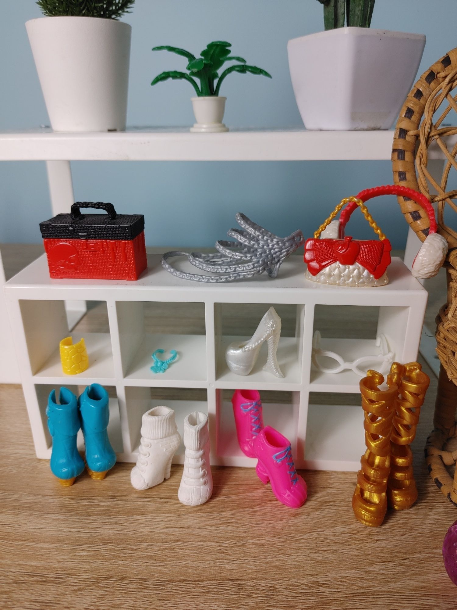 Kuferek torebka torba kufer walizka Monster High Ghoulia Yelps Scaris