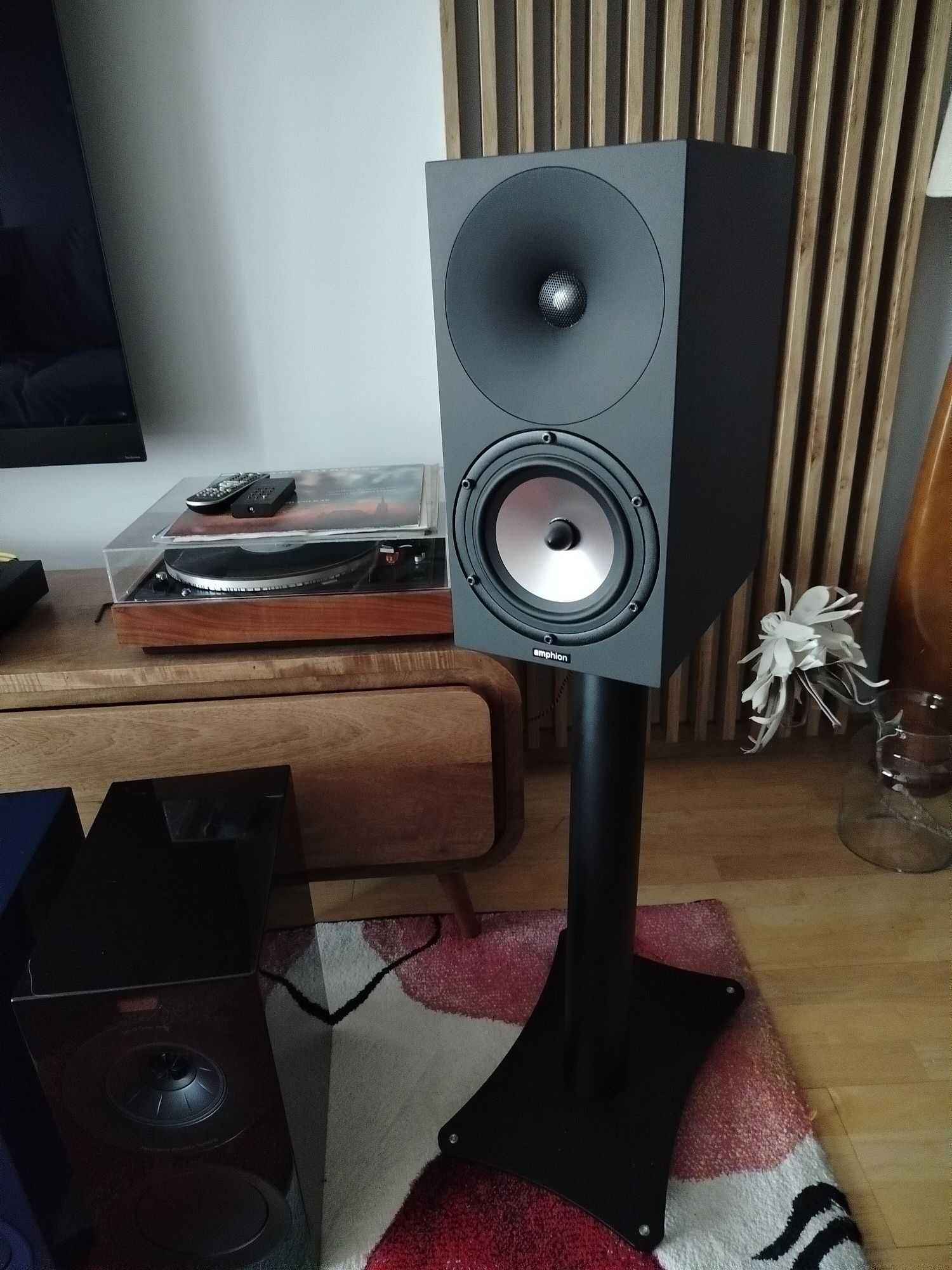 Standy - VAP , Gato Audio, Kef R3 Meta, Bowers 705, 706