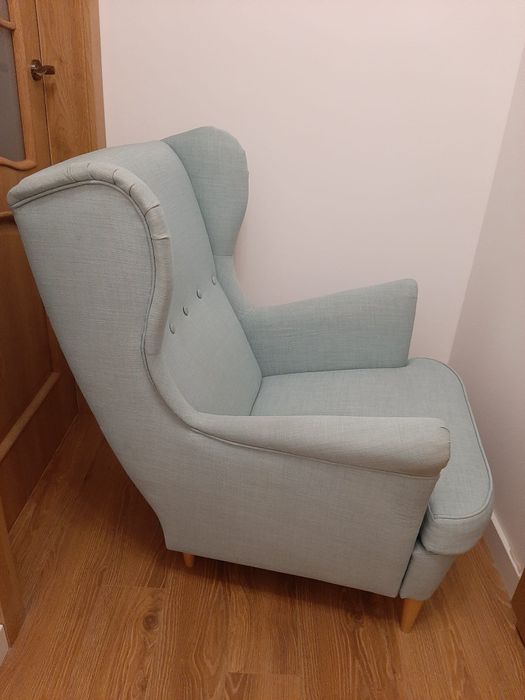 Fotel uszak IKEA STRANDMON – miętowo-zielony