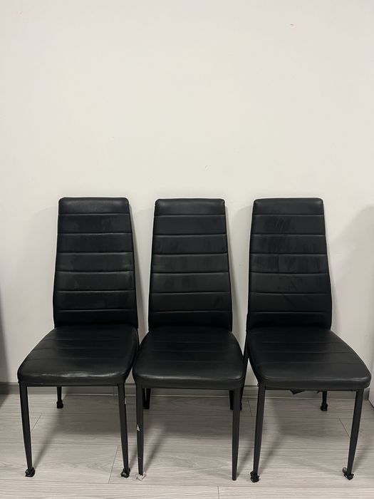 Sprzedam komplet krzeseł