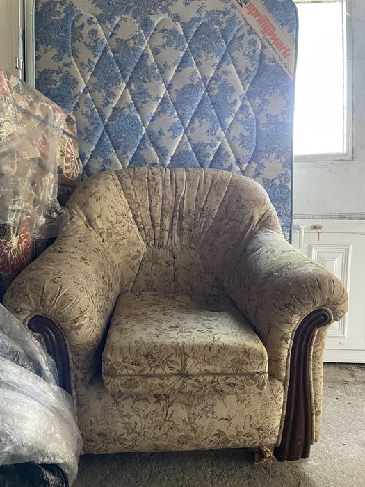 Poltrona bege padrão