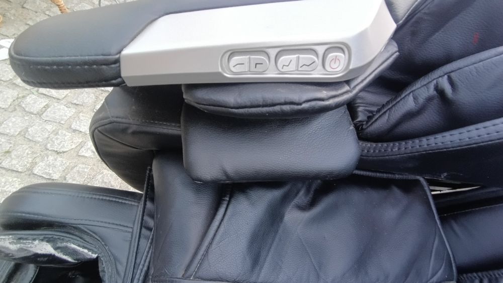 Fotel masujący całe ciało.