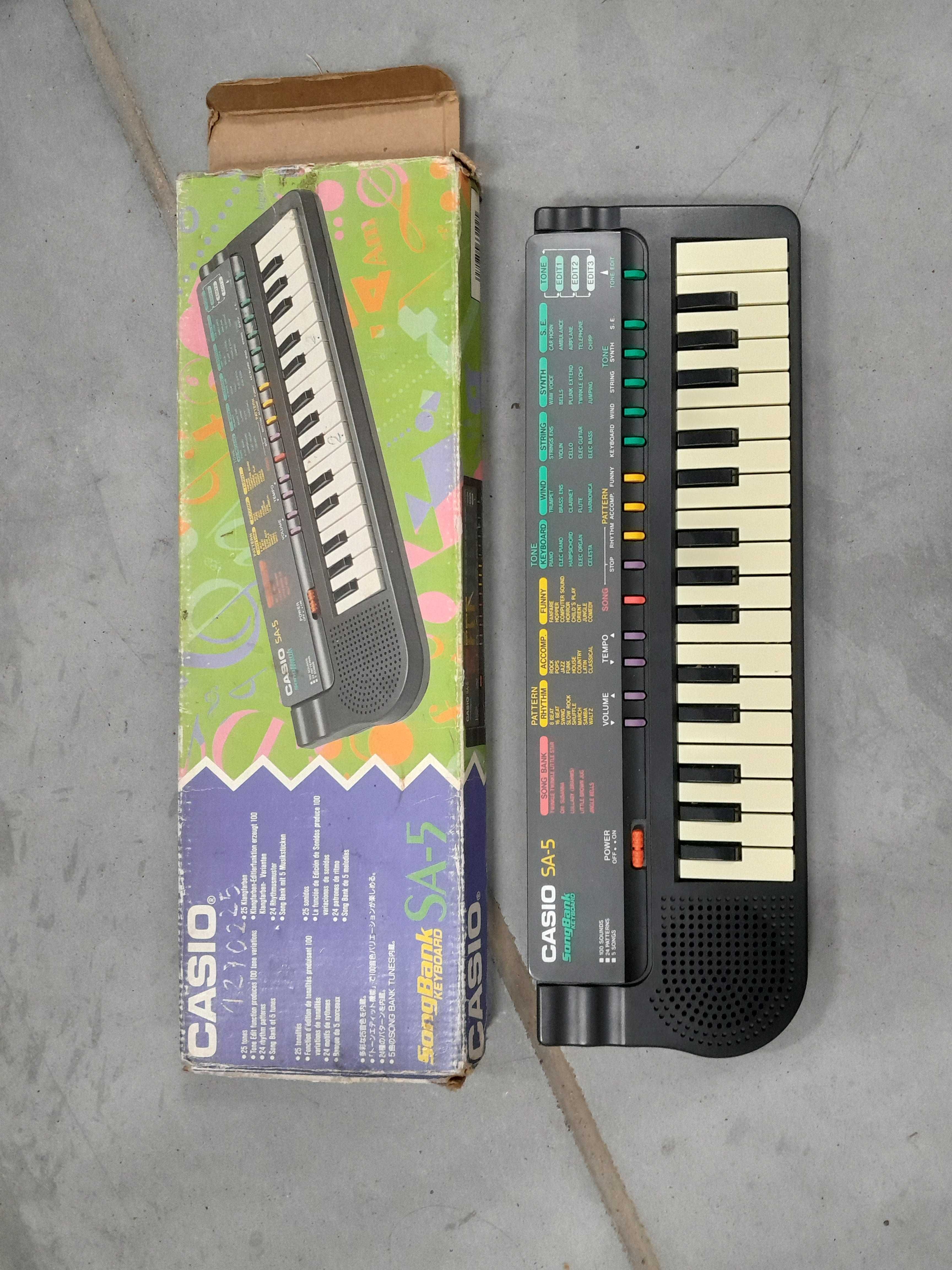 Casio SA-5 kompaktowy keyboard muzyczny