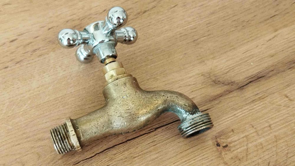 Mosiężny stary kranik kran mosiądz