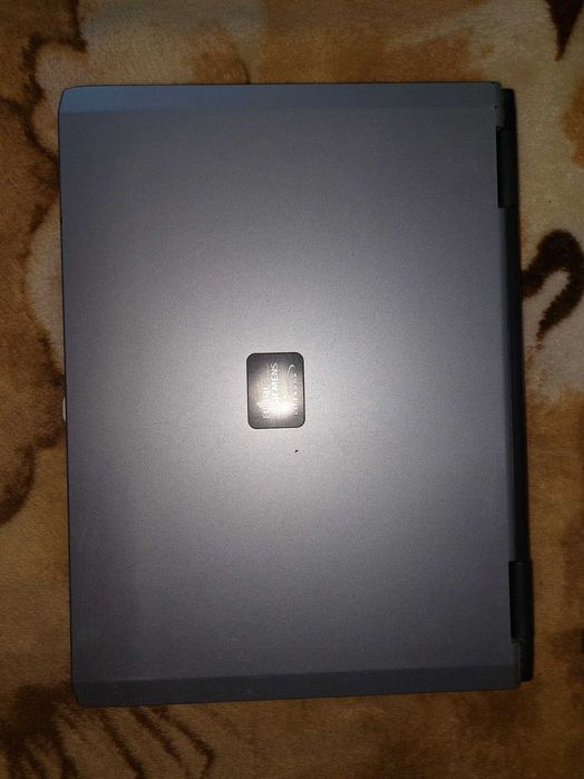 szprzedam starego laptopa