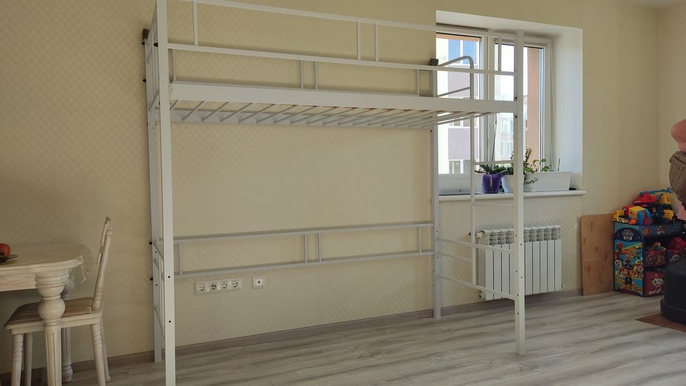 Продам ліжко горище дабл