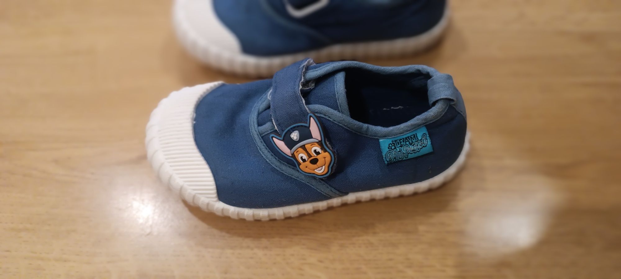 Buty Psi Patrol Paw Patrol rozmiar 26