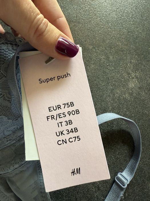 Бюстгальтер H&M 75B super push. Новые с бирками