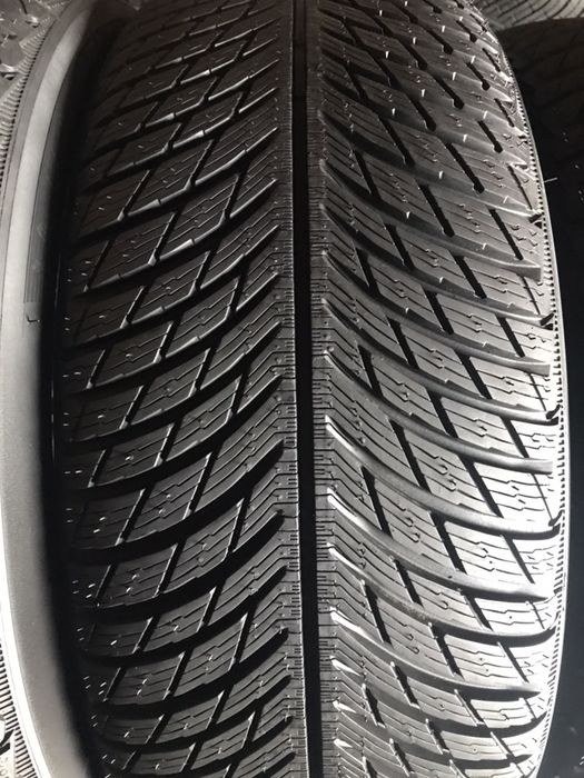 225/50/18 R18 Michelin Pilot Alpin 5 4шт зима