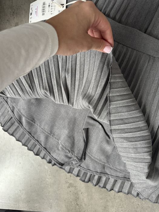 Спідниця пліссе від zara,нова хс,с,м,л
