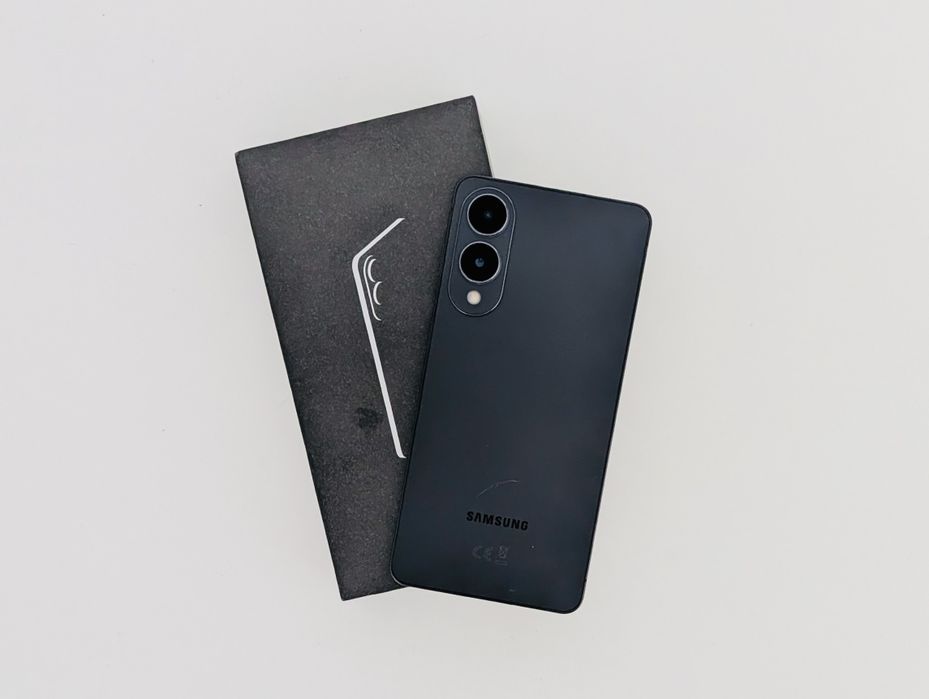 Samsung Galaxy S25 Edge - 12/256 - Preto