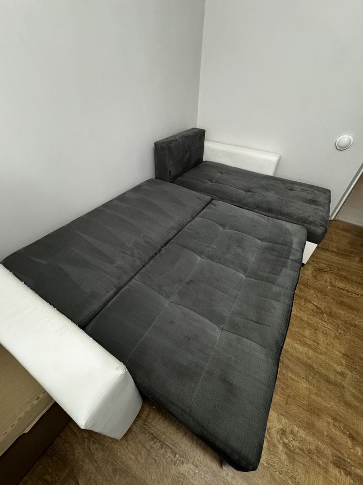 Sprzedam narożnik.