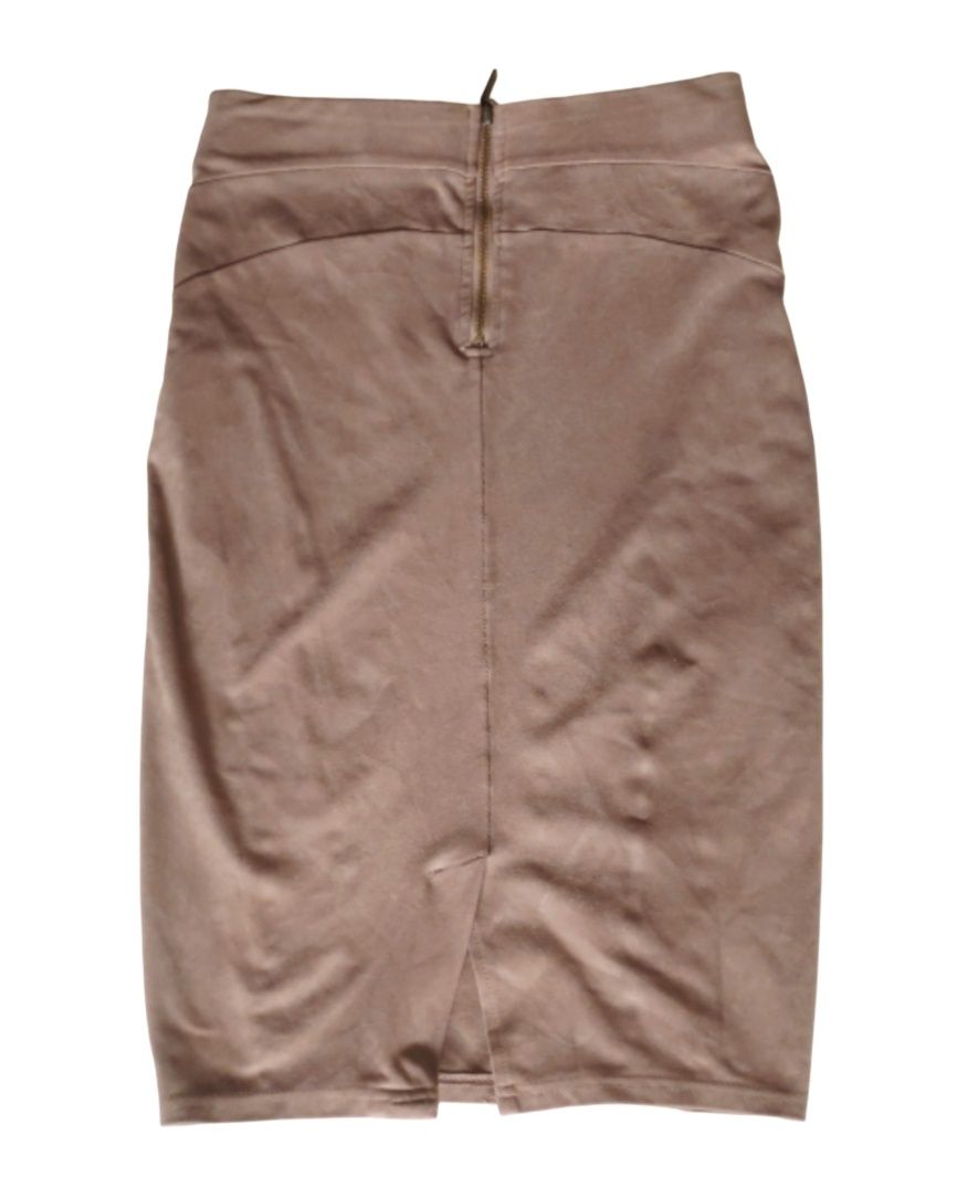 Jasnobrązowa, zamszowa spódnica ołówkowa – Amisu – XS / 34