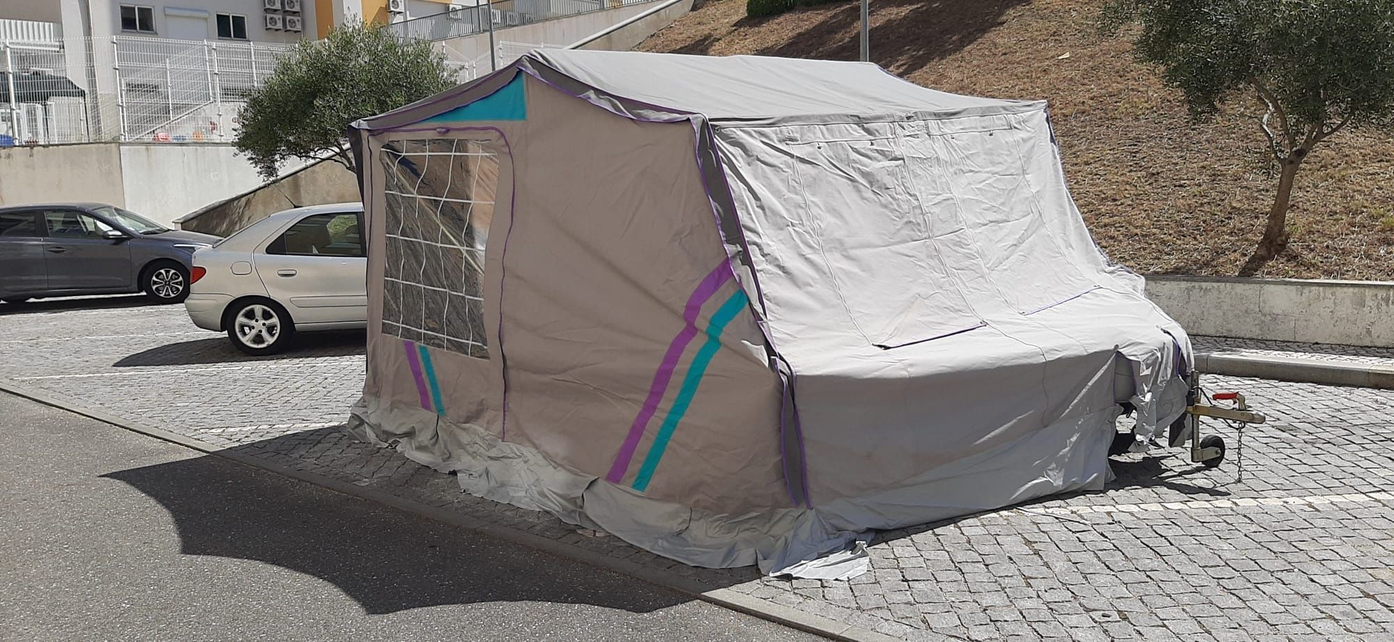 Auto tenda para campismo