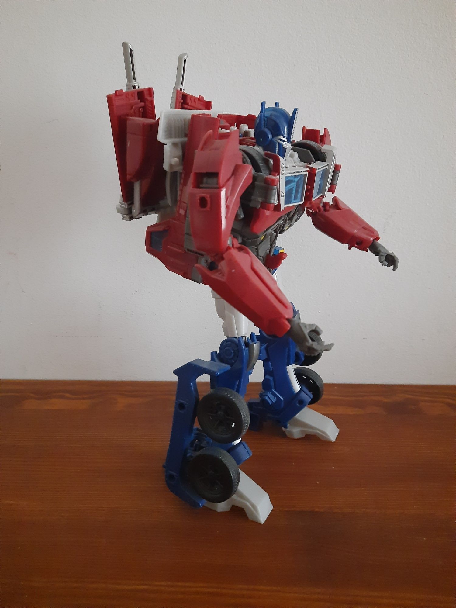 Hasbro Transformers Prime Weaponizer Optimus Prime