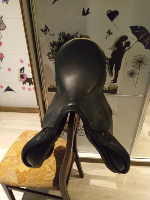 Siodło skokowe prestige venazia .17,5roztaw 33.