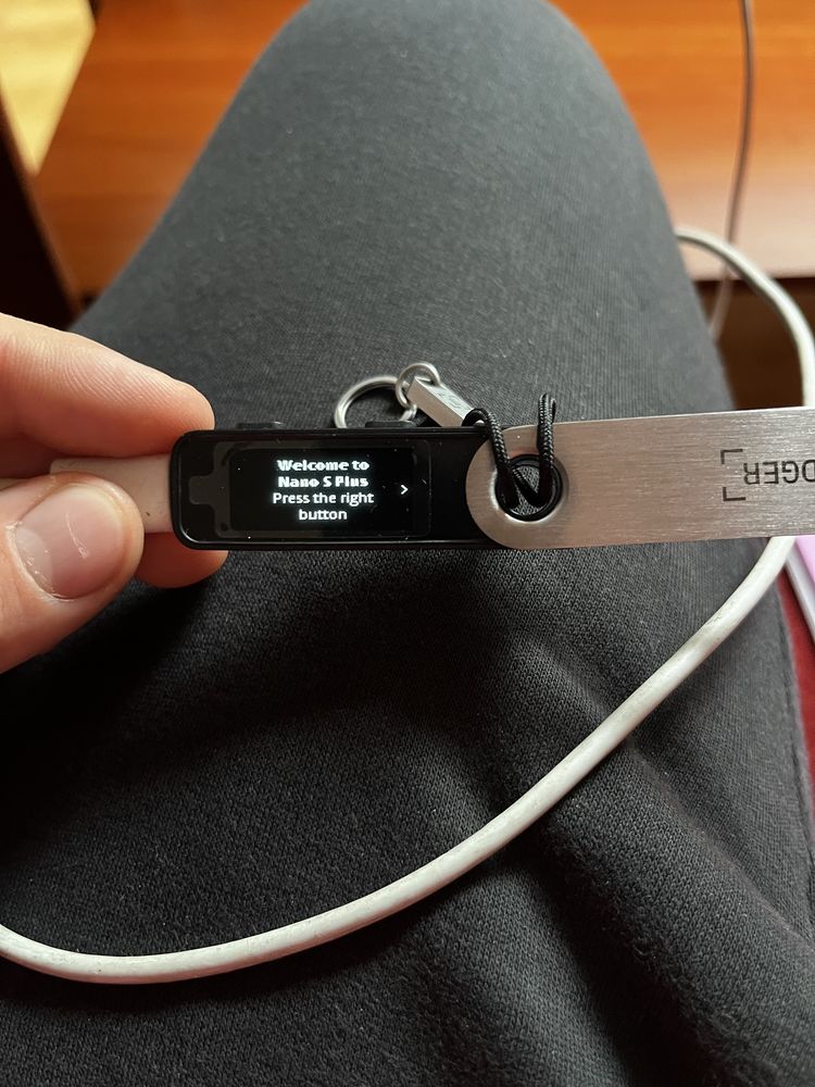 Ledger Nano S Plus(portfel do krypto)