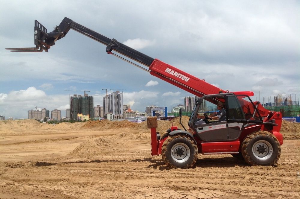 Аренда телескопическ погрузчик Manitou услуги в аренд маниту телескоп