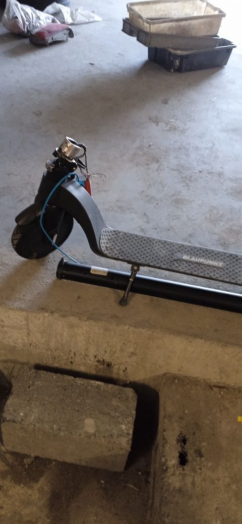 Hulajnogia Blaupunkt ESC 808 na części