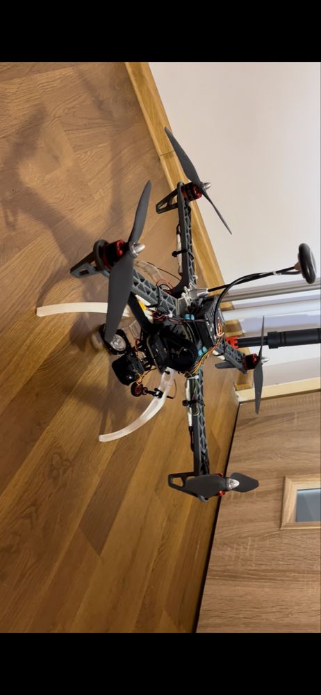 Dron FPV PixHawk + bateria gratis