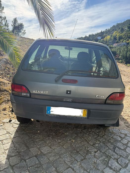 Renault clio 1997