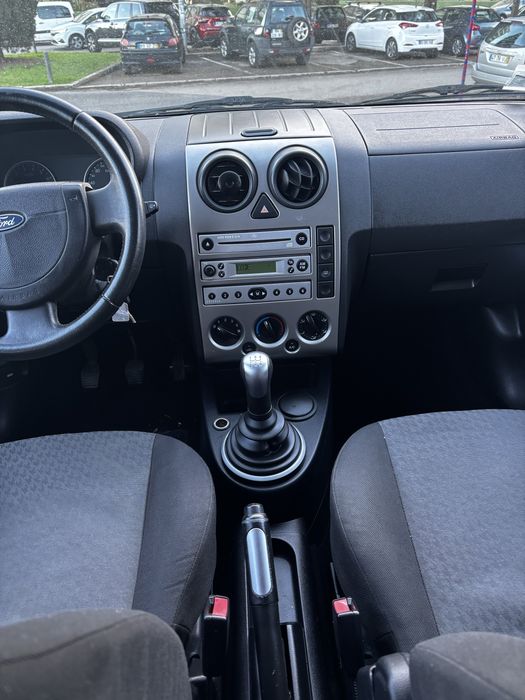 Ford Fusion Trend apenas 123.000 km