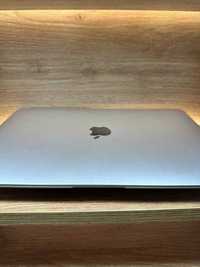 Apple MacBook Air 2020 13.3 8/256 i3. З США!!! Стан як новий!!!