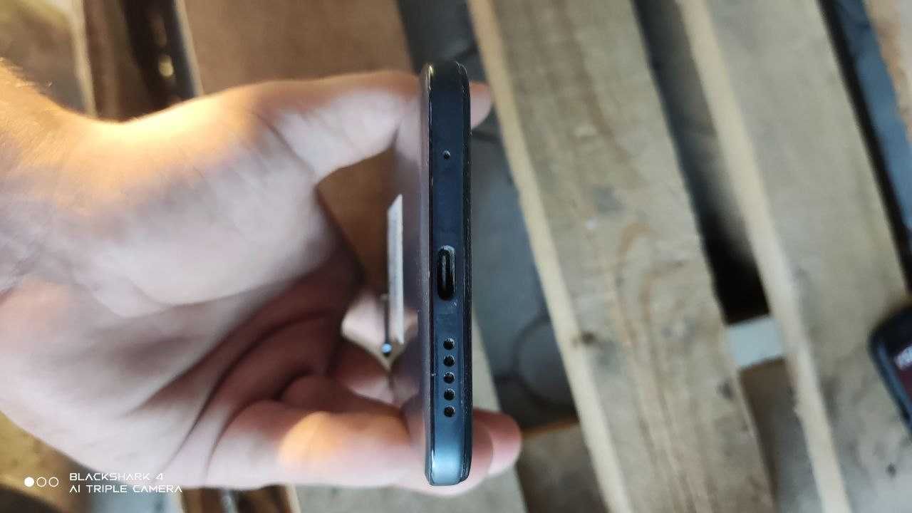 Redmi not 11 продаю телефон бу